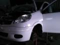 Kuva 2: Toyota Yaris Verso 1,3 2005