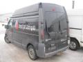 Kuva 2: Renault Trafic 140 2.5 dCi 2006