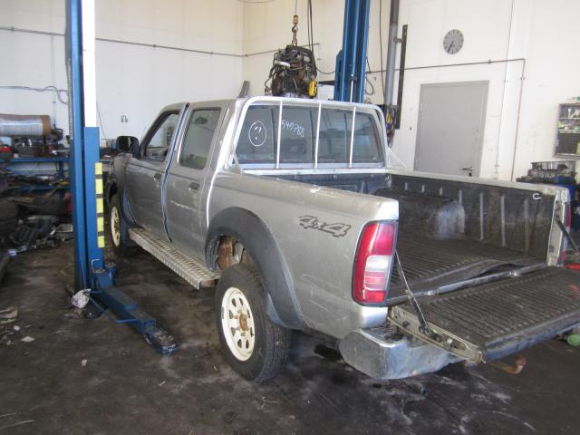 Purkuauto Nissan King Cab 2004 Diesel 19161 Varaosat
