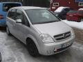 Kuva 2: Opel Meriva 2003