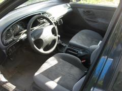 Ford Mondeo 1,8 sedan