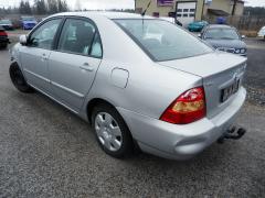 Toyota Corolla 1.6 VVti sed. -03