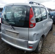 Toyota Yaris Verso 1.3 -02