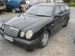 Mercedes-Benz E 200 290 Td