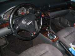 Audi A4 2.5DTI farkku