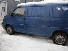 Volkswagen Transporter 2,4D lyhyt -00