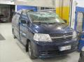 Kuva 2: Toyota Hiace D4D 117 Neliveto bussi 2008