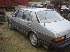 Saab 900