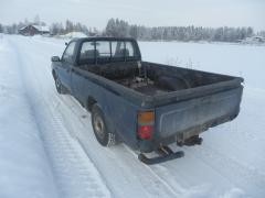 Toyota Hilux 2.4D LN85 -89
