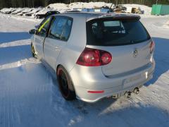 Volkswagen Golf V 3.2i R32 4X4 5/HB