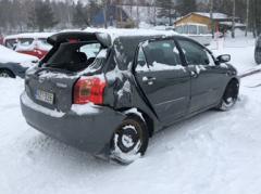 Toyota Corolla 1.6 -03 5d HB