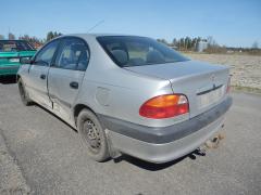 Toyota Avensis 1.6 sed. -99