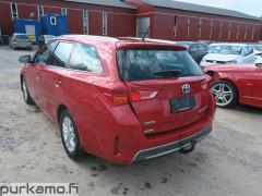 Toyota Auris 1.8i Hybrid Farm
