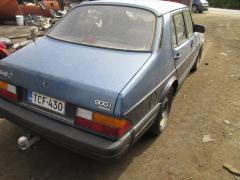 Saab 900
