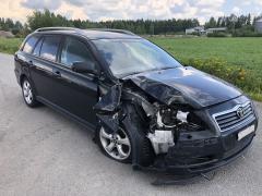 Toyota Avensis 1.8 STW -05