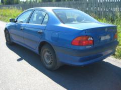 Toyota Avensis 1.8 sed. -98