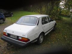 Saab 900