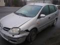 Kuva 2: Nissan Almera Tino 1.8 Bensa 2003