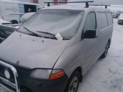 Toyota Hiace 2.5 D-4D (lyhyt)