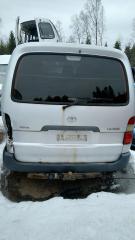 Toyota Hiace 2,5D lyhyt -05