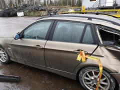 BMW 318i E91