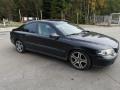 Kuva 2: Volvo S60 D5 2002