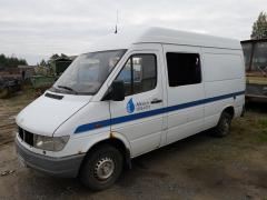 Mercedes-Benz Sprinter 208