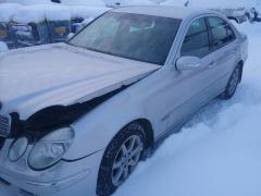 Mercedes-Benz E 220 CDI sedan