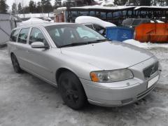 Volvo V70 5D STW 2.4 D5 A/T Momentum