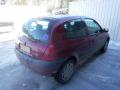 Kuva 2: Renault Clio II 3D HB 1.2i 8V MT5 2000