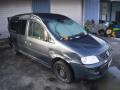 Kuva 2: VW Caddy Maxi Life 1.9TDI MT5 7-H. 2009