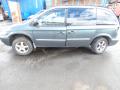 Kuva 2: Chrysler Voyager 2.5 CRD 2001