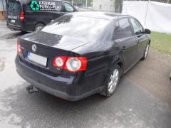 VW Jetta V 4D Sedan 1.9TDI MT5