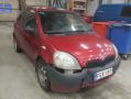 Kuva 2: Toyota Yaris 1.0 Terra 2D -01 SCP10L-AGMRKW 2001