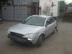 Ford Mondeo 2.0i -01 sedan