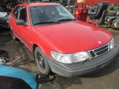 Saab 900