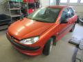 Kuva 2: Peugeot 206 1,4i 55kW 2000