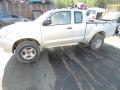 Kuva 2: Toyota Hilux 2.5 D-4D 4WD Avolava 2008