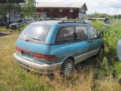 Toyota Previa 2,4 turkoosi