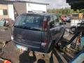 Kuva 2: Opel Meriva 2004