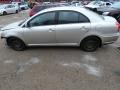 Kuva 2: Toyota Avensis  1.8 VVT-i Sedan 2003