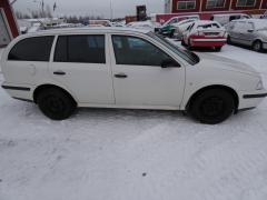 Skoda Octavia 1.6 Bensa Farmari