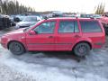 Kuva 2: Volkswagen Golf IV 1.6 16V Bensa Farmari 2003