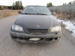 Toyota Avensis 1.8 sed. -98