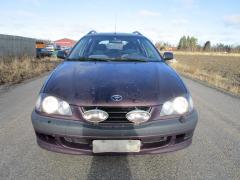 Toyota Avensis 2.0 TD Farm. -99