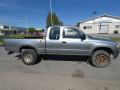 Kuva 2: Toyota Hilux 2.5 D-4D 4WD Picup 2002