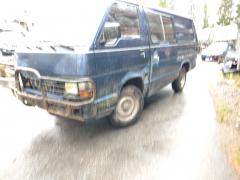 Toyota Hiace 2,4D 4x4 pitkä -88