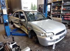 Ford Escort 2D 1.8 -98