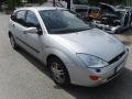 Kuva 2: Ford Focus I Pre-Facelift 5D HB 1.6i MT5 2001