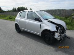 Toyota Yaris 1.0 5-ov. -03